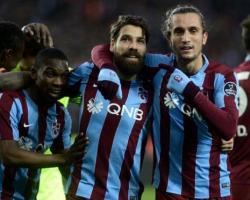 “Trabzonspor” qalib gəldi, “Fənərbaxça” darmadağın oldu