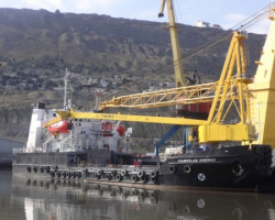 Azərbaycanın 40 tonluq kran gəmisi əsaslı təmir edilib