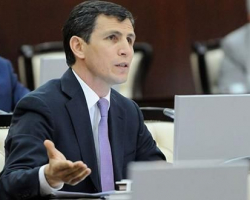Zahid Oruc Nurçuların maliyyələşdirdiyi deputatlardan danışdı