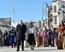 Prezident İlham Əliyev Novruz bayramı münasibətilə ümumxalq şənliyində iştirak edir