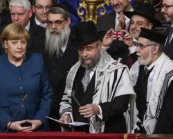 Merkel: Almaniya yəhudilərin tam təhlükəsizliyini təmin edəcək