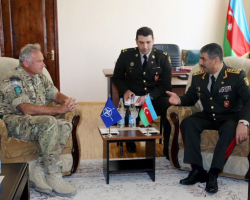 Zakir Həsənov NATO generalı ilə görüşdü - Foto