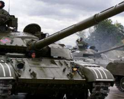 Rusiya tankları Ukrayna sərhədini keçdi