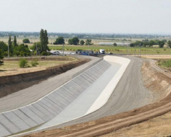 Prezident İlham Əliyev Şəmkir-Samux-Goranboy suvarma kanalının İpək yolu ilə kəsişmə qurğusunun və 4,95 km-lik hissəsinin açılışında iştirak edib