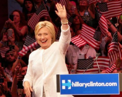 Hillari Klinton ABŞ prezidentliyinə namizəd kimi təsdiqlənib