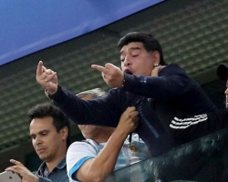 FİFA Maradona ilə əməkdaşlığa son qoyub