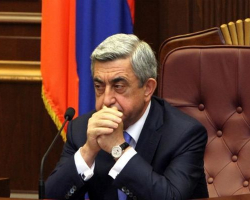 Sarkisyan konstitusiyanı dəyişir