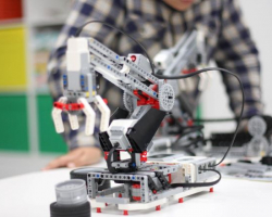 Dünya Robot Olimpiadasının Azərbaycan üzrə növbəti seçim yarışı keçiriləcək