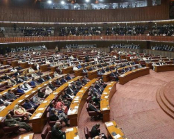 Pakistan parlamenti sabah ölkənin yeni prezidentini seçəcək