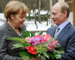 Merkel və Putin arasında telefon danışığında Suriya məsələsi müzakirə edilib