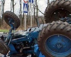 Traktor 9-cu sinif şagirdini vurub qaçdı