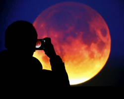 2019-cu ilin ilk Ay tutulması artıq başlayıb