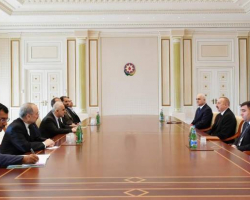 Prezident İlham Əliyev İranın iqtisadiyyat və maliyyə işləri üzrə nazirini qəbul edib