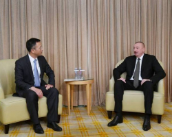 Prezident İlham Əliyev Pekində “China National Electric Engineering”  şirkətinin prezidenti ilə görüşüb