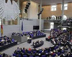 Almaniya Bundestaqının deputatları federalizm sistemində islahatlar aparılmasını istəyirlər