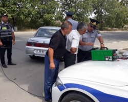 “Təmiz hava” aylığı çərçivəsində yol polisi əməkdaşları tərəfindən reydlər davam etdirilir