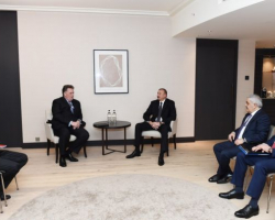  Prezident İlham Əliyev “Chevron” şirkətinin vitse-prezidenti ilə görüşüb