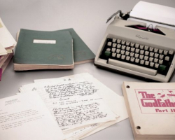 “Xaç atası” romanının müəllifi Mario Puzonun arxivi 625 min dollara satılıb