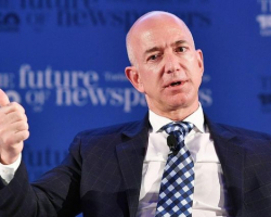 Amazon şirkətinin sahibi Ceff Bezosun sərvəti 100 milyard dollara çatıb