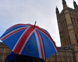 Britaniyada “Brexit”lə əlaqədar ikinci referendumun keçirilməsi üçün 1,5 milyon imza toplanıb