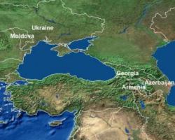 Cənubi Qafqaz iki geosiyasi tendensiya arasında: risklər, yaxud sabitlik?