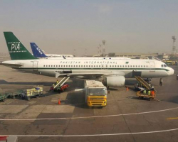 Pakistan və Hindistanda bir çox aeroportlar mülki uçuşları dayandırıb