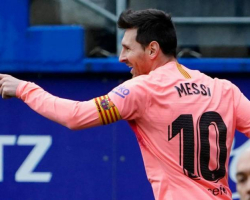 Messi rekorda şərik oldu