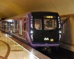 Bakı metrosunda 2 yeni qatar xəttə buraxılıb