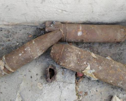 Bakıda orta məktəbin yaxınlığında 2 top mərmisi və aviabomba tapılıb
