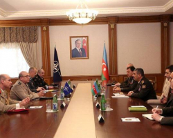 Zakir Həsənov NATO-nun Hərbi Komitəsinin sədri ilə görüşüb