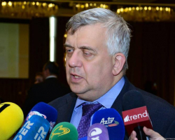 Oleq Kuznetsov: Ermənistan getdikcə daha çox absurd ölkəsinə çevrilir