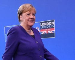 Merkel Berlində törədilən qətl hadisəsinə münasibət bildirdi