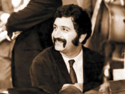  Vaqif Mustafazadə - QIZIL FOND