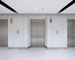 FHN: Bakıda liftdə köməksiz vəziyyətdə qalan 8 nəfər çıxarılıb