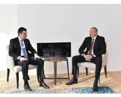 Prezident İlham Əliyevin Davosda Gürcüstanın Baş Naziri ilə görüşü olub