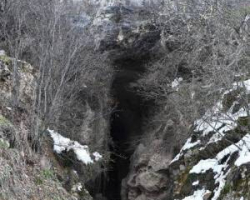 Prezident İlham Əliyev: Ermənistan Azıx mağarasında qanunsuz işlər aparıb, onlar bu ziyanın hamısını ödəyəcəklər